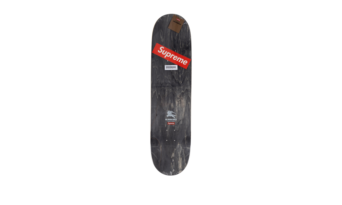 Burberry Skateboard "SS22" SU11573